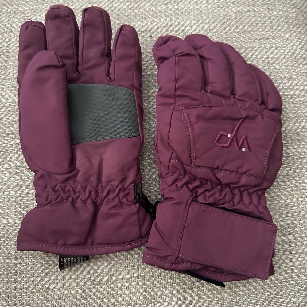 Girls XL gloves